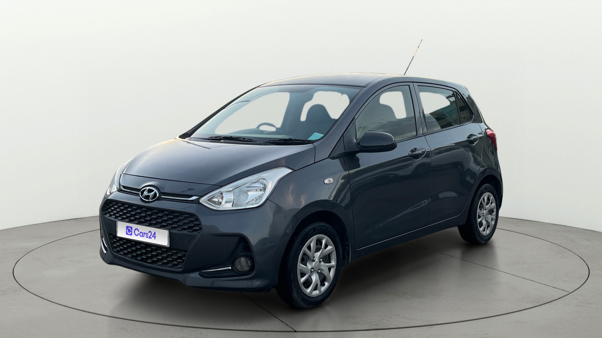 View 2017 Hyundai Grand i10 1.2 Magna Petrol AT Image 35 Used 2017 Hyundai Grand i10 1.2 Magna Petrol AT Image 35