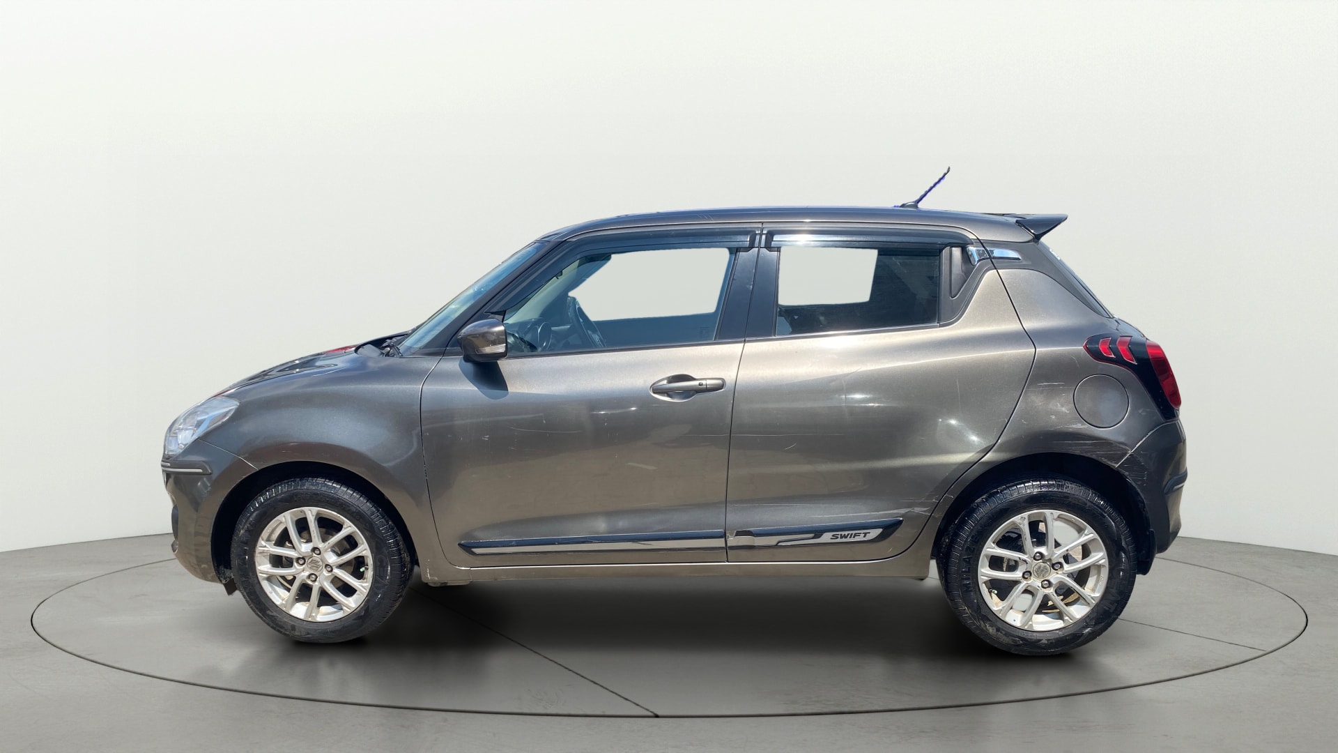 View 2018 Maruti Suzuki 1000 Base Variant Image 5 Used 2018 Maruti Suzuki 1000 Base Variant Image 5