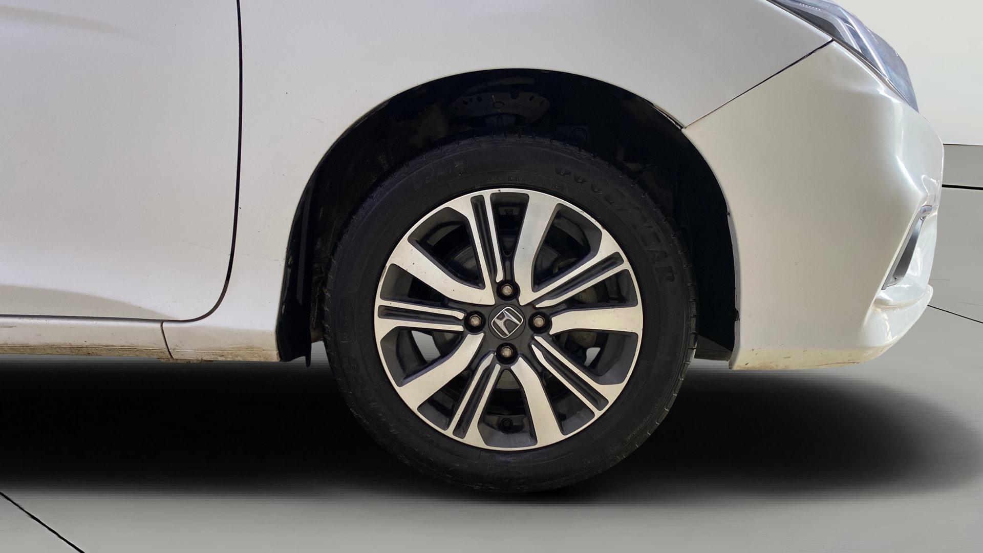 View 2021 Honda City ZX MT Diesel Anniversary Edition Image 42 Used 2021 Honda City ZX MT Diesel Anniversary Edition Image 42