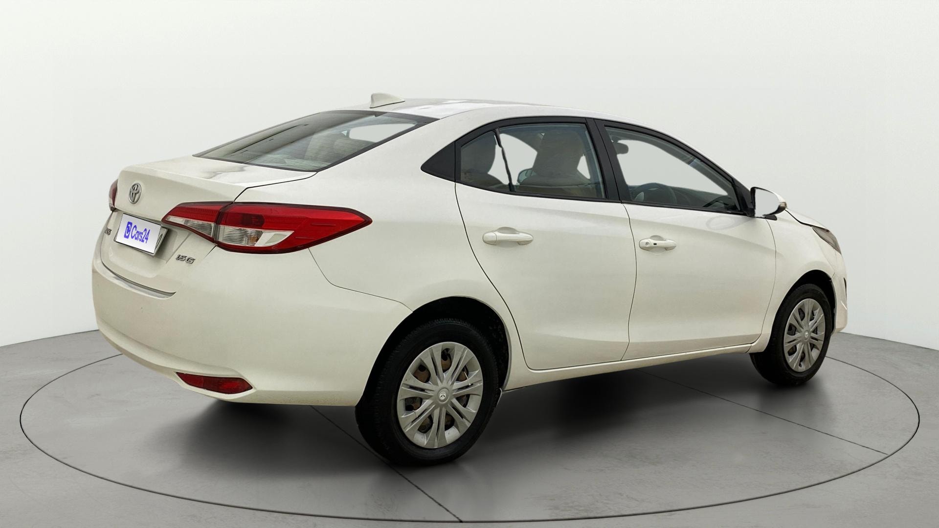 View 2018 Toyota Yaris G MT Image 42 Used 2018 Toyota Yaris G MT Image 42