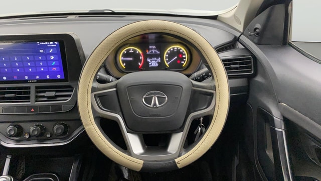 View Tata Harrier Image 20 Used Tata Harrier Image 20