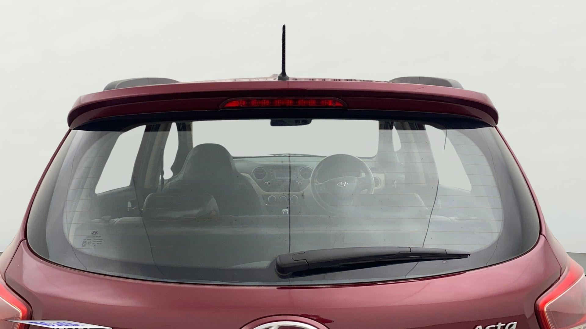 View 2016 Hyundai Grand i10 1.1 Asta Diesel Image 4 Used 2016 Hyundai Grand i10 1.1 Asta Diesel Image 4