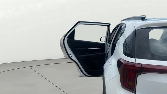 View Kia Sonet Image 15 Used Kia Sonet Image 15