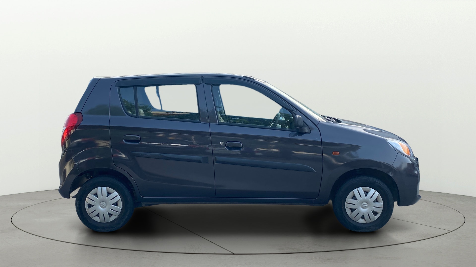 View 2022 Maruti Suzuki 1000 Base Variant Image 8 Used 2022 Maruti Suzuki 1000 Base Variant Image 8