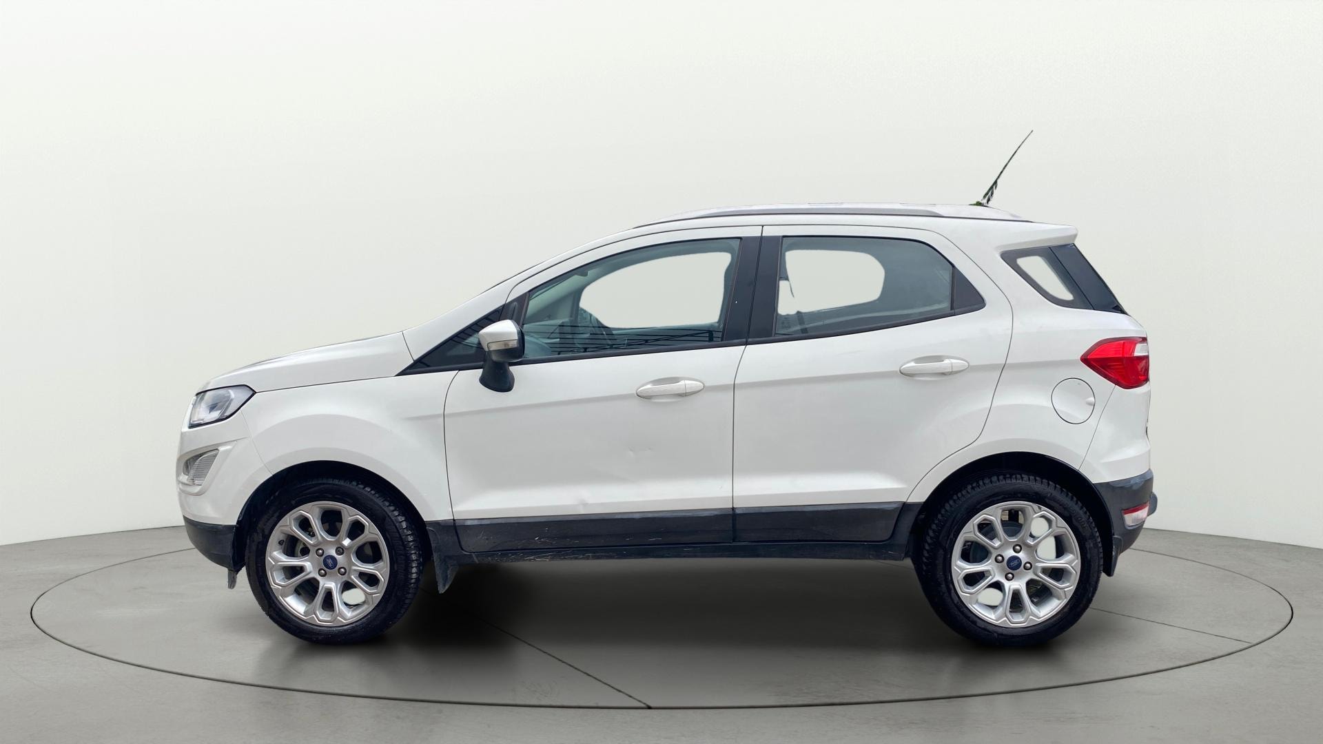 View 2018 Ford EcoSport 1.5 TDCi Diesel Ambiente BS IV Image 6 Used 2018 Ford EcoSport 1.5 TDCi Diesel Ambiente BS IV Image 6