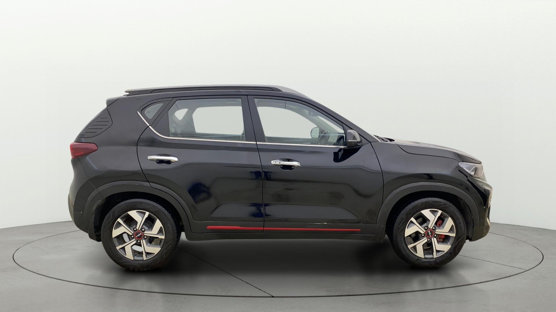 View 2023 Kia Sonet GTX Plus DCT Petrol Image 9 Used 2023 Kia Sonet GTX Plus DCT Petrol Image 9
