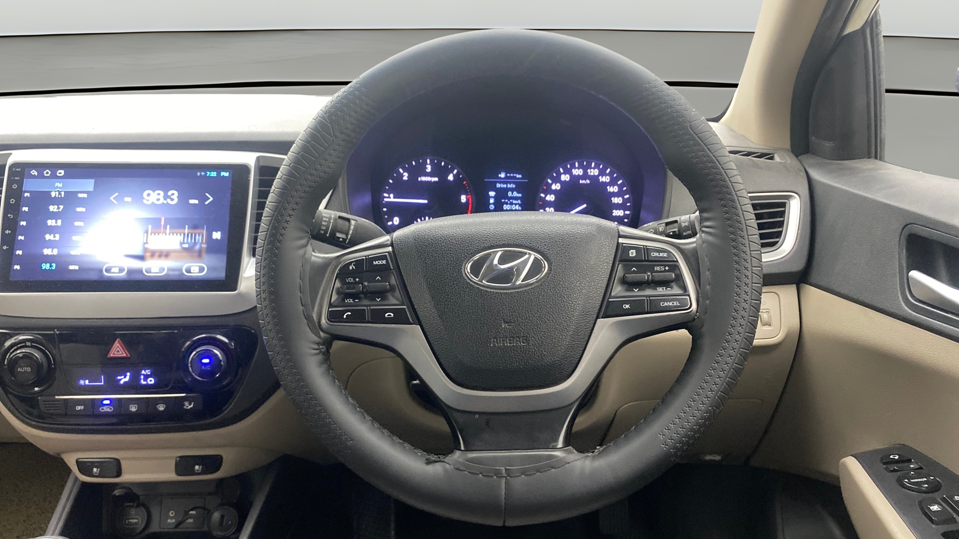 View 2020 Hyundai Verna 1.4 VTVT E Image 13 Used 2020 Hyundai Verna 1.4 VTVT E Image 13