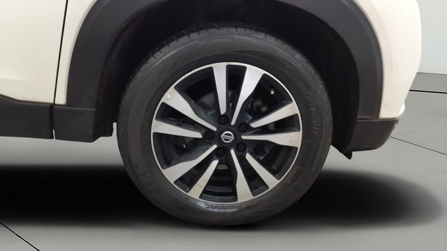 View Nissan Kicks Image 40 Used Nissan Kicks Image 40