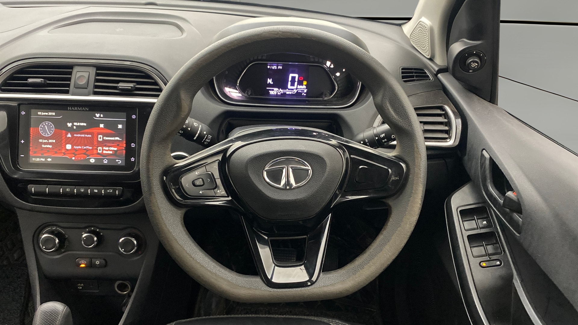 View 2022 Tata Tiago NRG XZ Revotron AMT Image 20 Used 2022 Tata Tiago NRG XZ Revotron AMT Image 20