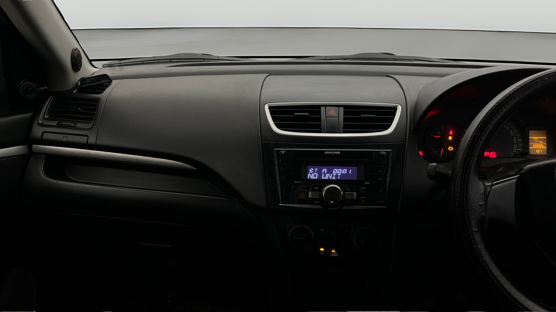 View 2015 Maruti Suzuki 1000 Base Variant Image 17 Used 2015 Maruti Suzuki 1000 Base Variant Image 17