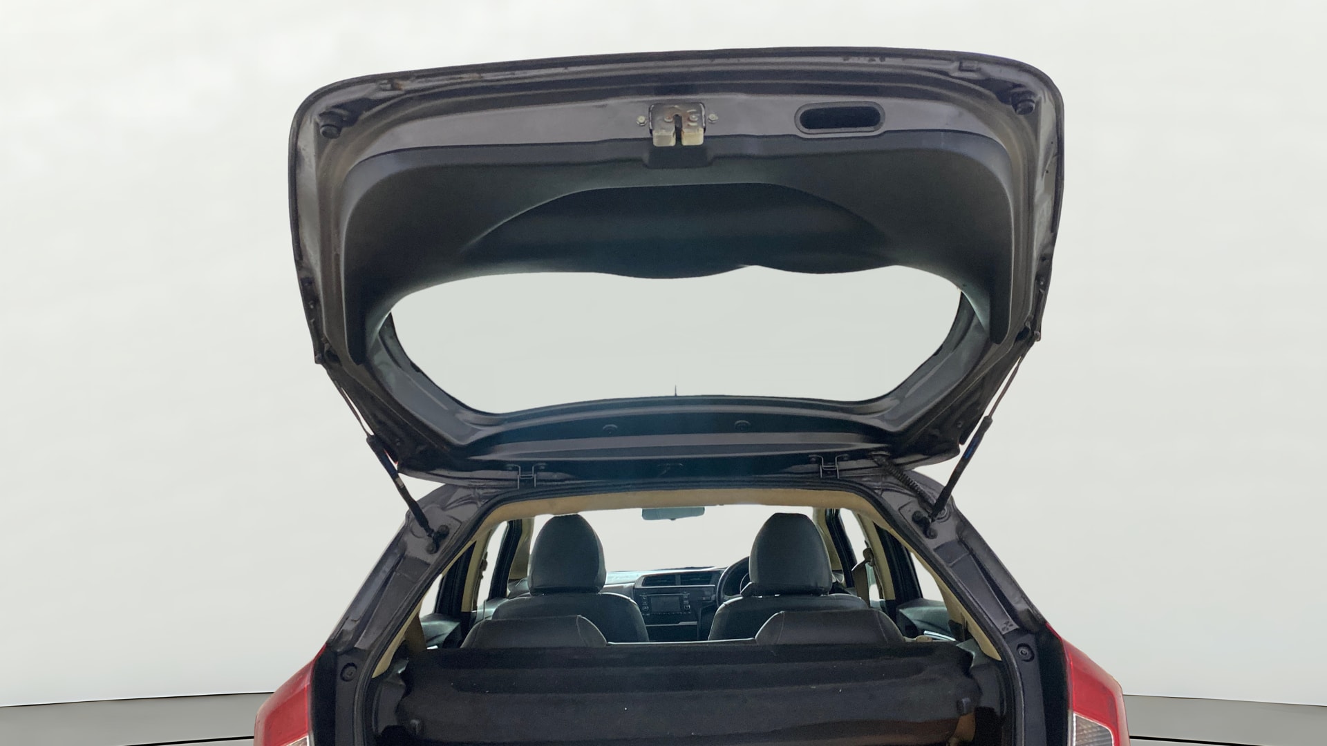 View 2017 Honda Jazz E MT Diesel Image 16 Used 2017 Honda Jazz E MT Diesel Image 16