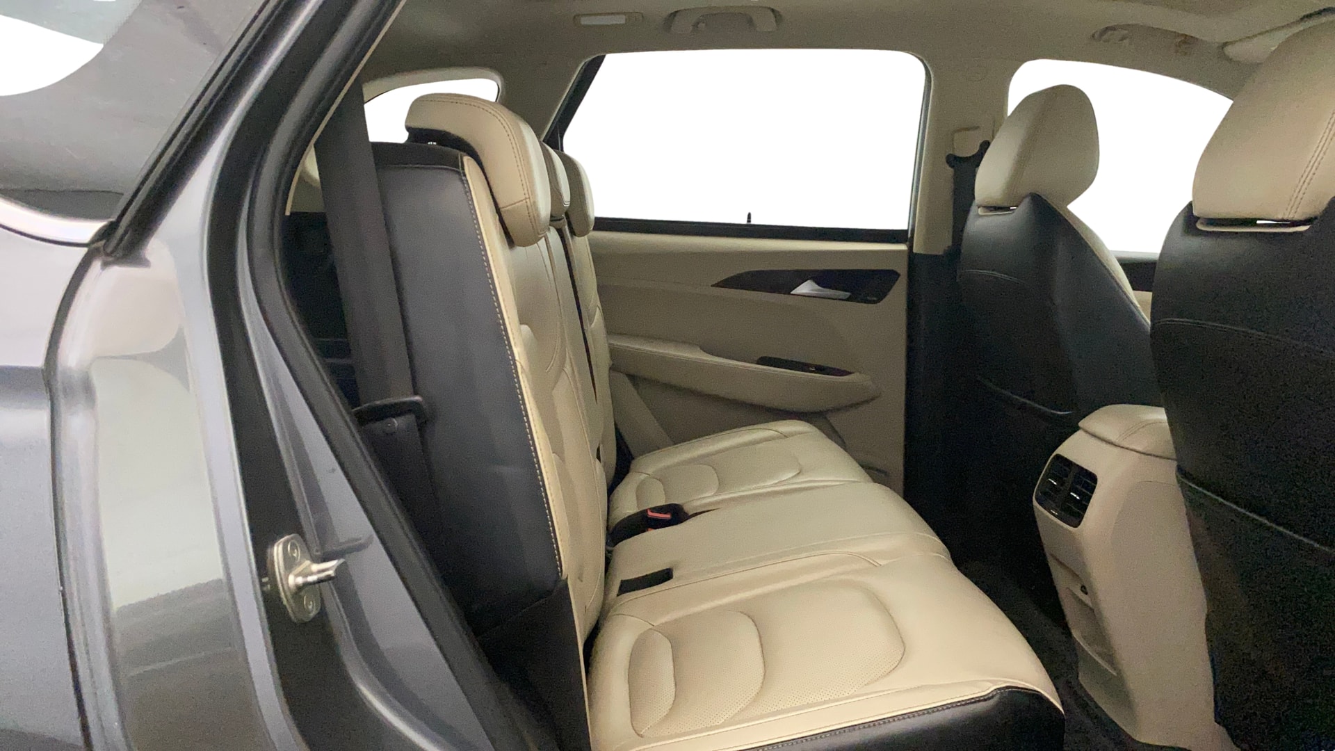 View 2021 MG Hector Sharp CVT Petrol Image 10 Used 2021 MG Hector Sharp CVT Petrol Image 10