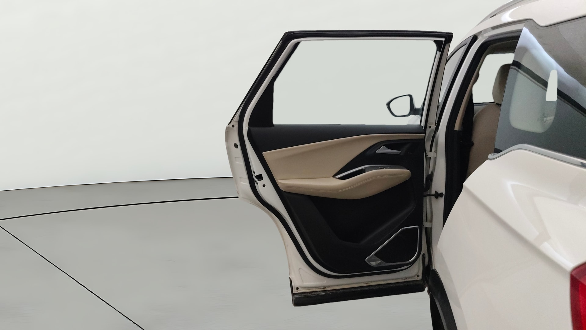 View 2023 MG Hector Sharp Hybrid BS IV Image 23 Used 2023 MG Hector Sharp Hybrid BS IV Image 23