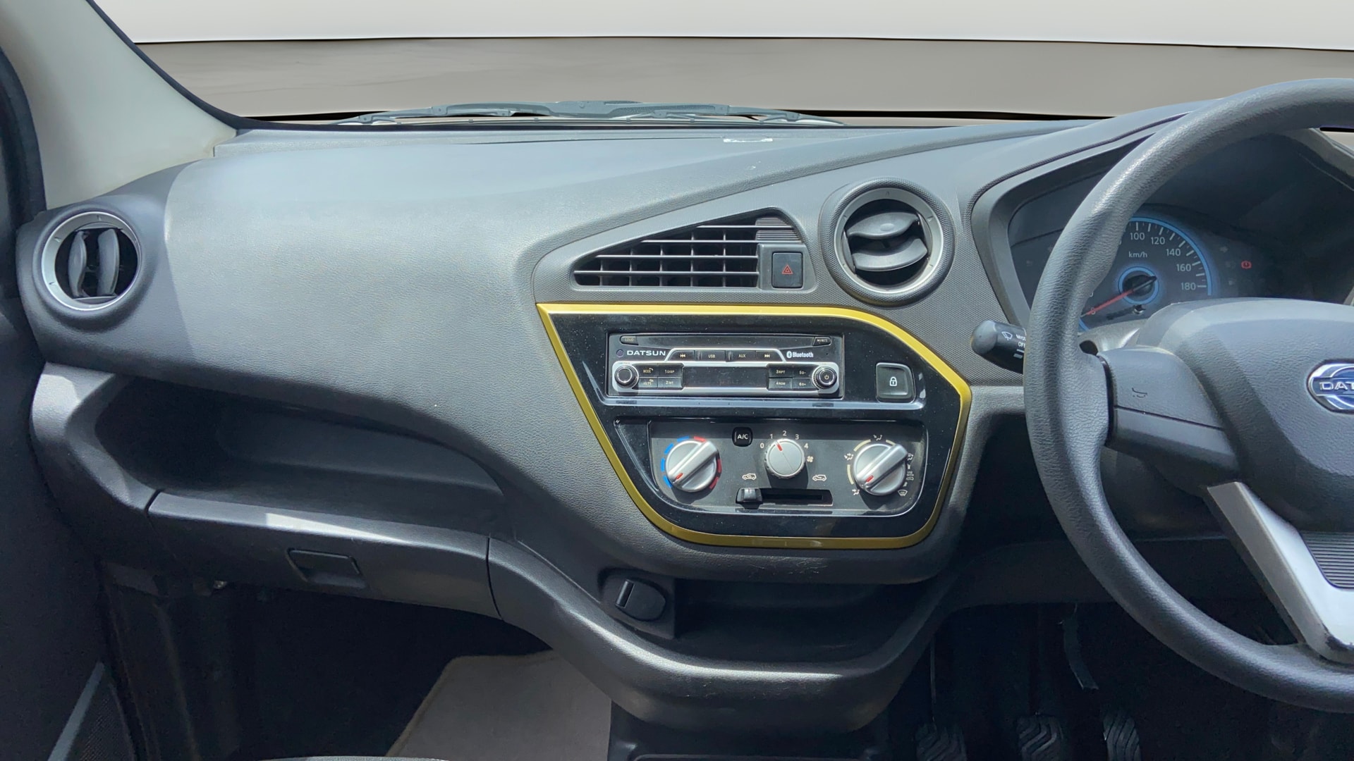 View 2018 Datsun Redi GO T(O)-1.0L Image 17 Used 2018 Datsun Redi GO T(O)-1.0L Image 17