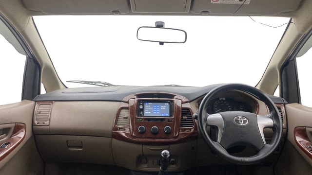View Toyota Innova Image 16 Used Toyota Innova Image 16