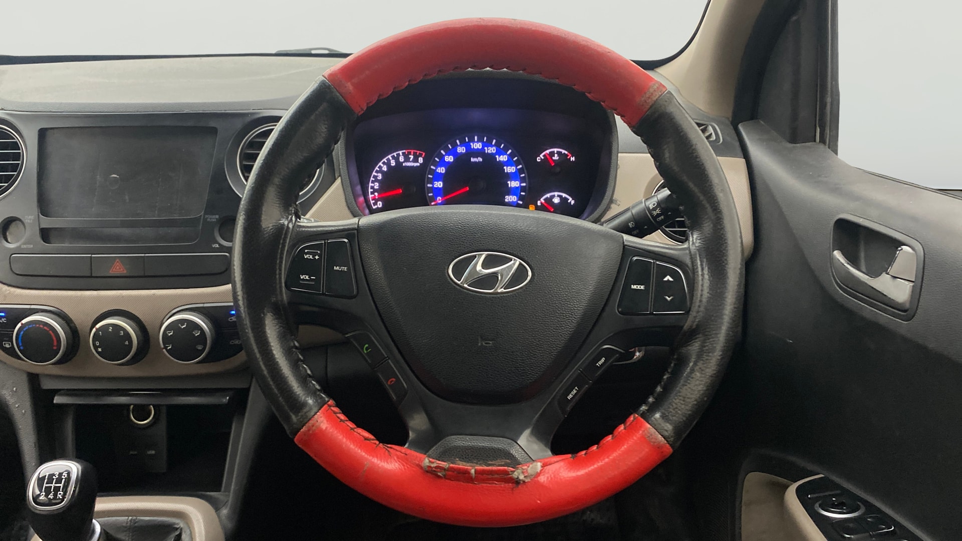 View 2014 Hyundai Xcent S Petrol Image 20 Used 2014 Hyundai Xcent S Petrol Image 20