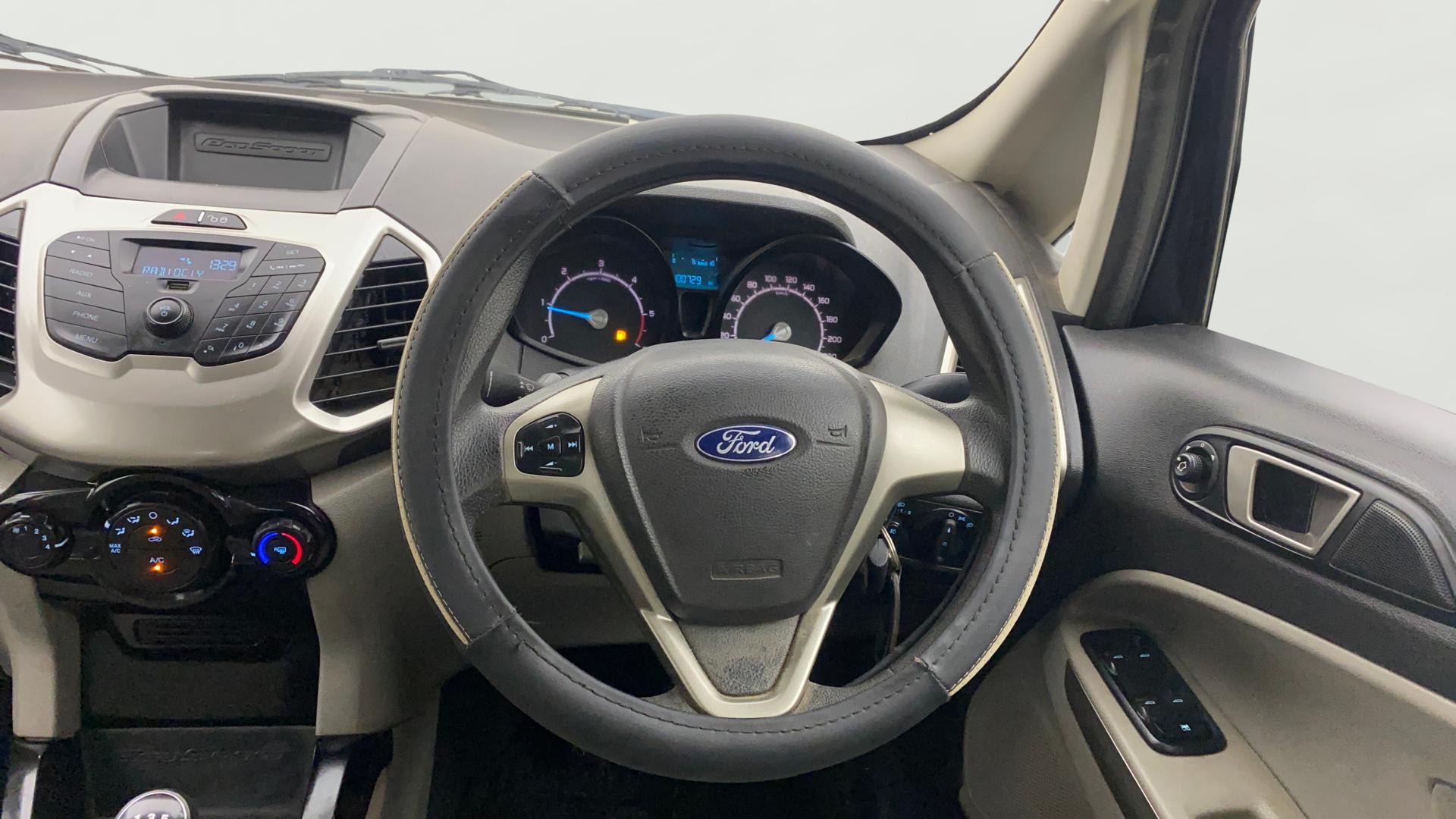 View 2016 Ford EcoSport 1.5 TDCi Diesel Ambiente BS IV Image 20 Used 2016 Ford EcoSport 1.5 TDCi Diesel Ambiente BS IV Image 20