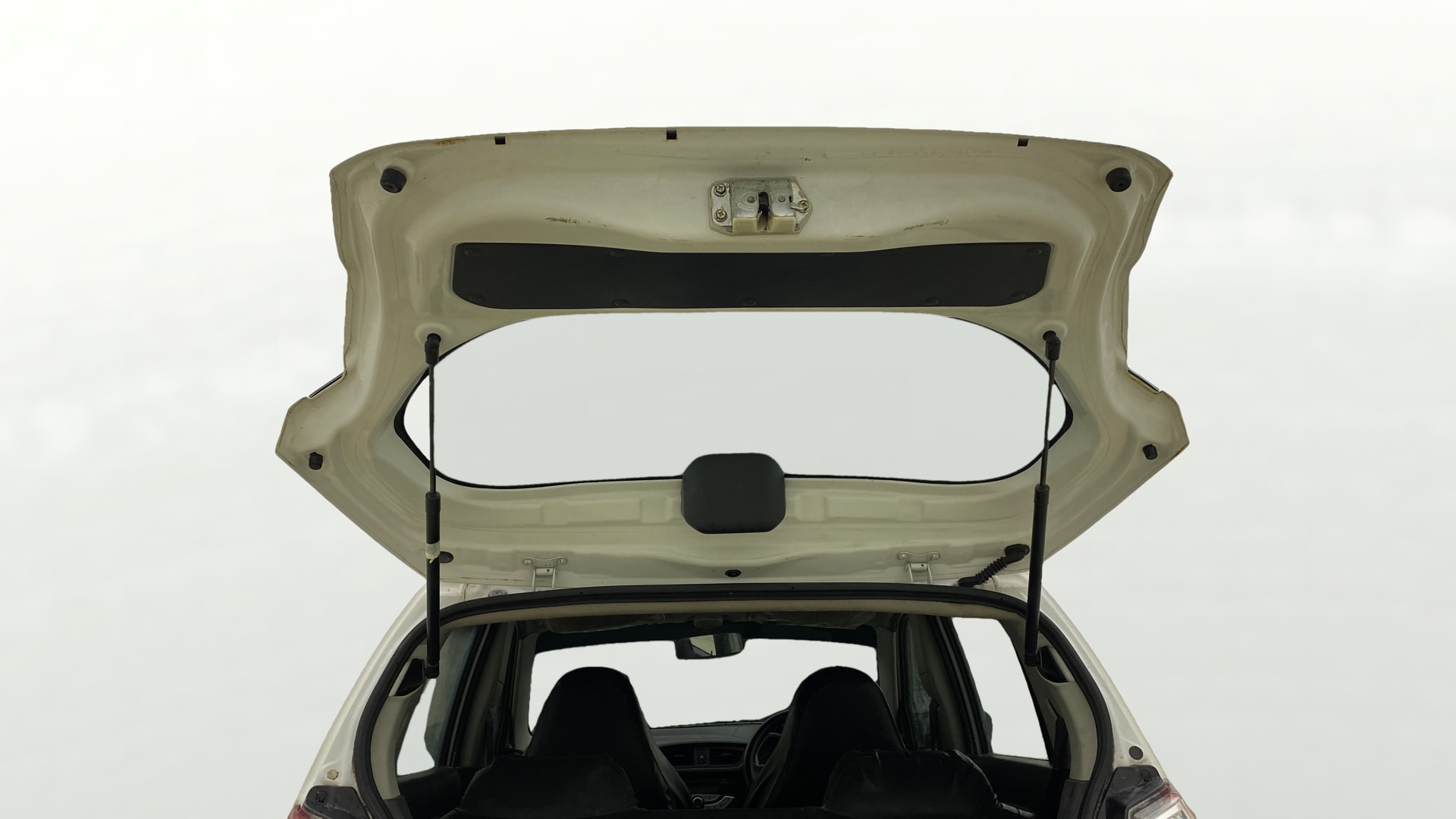 View 2019 Maruti Suzuki Alto K10 LX Image 16 Used 2019 Maruti Suzuki Alto K10 LX Image 16