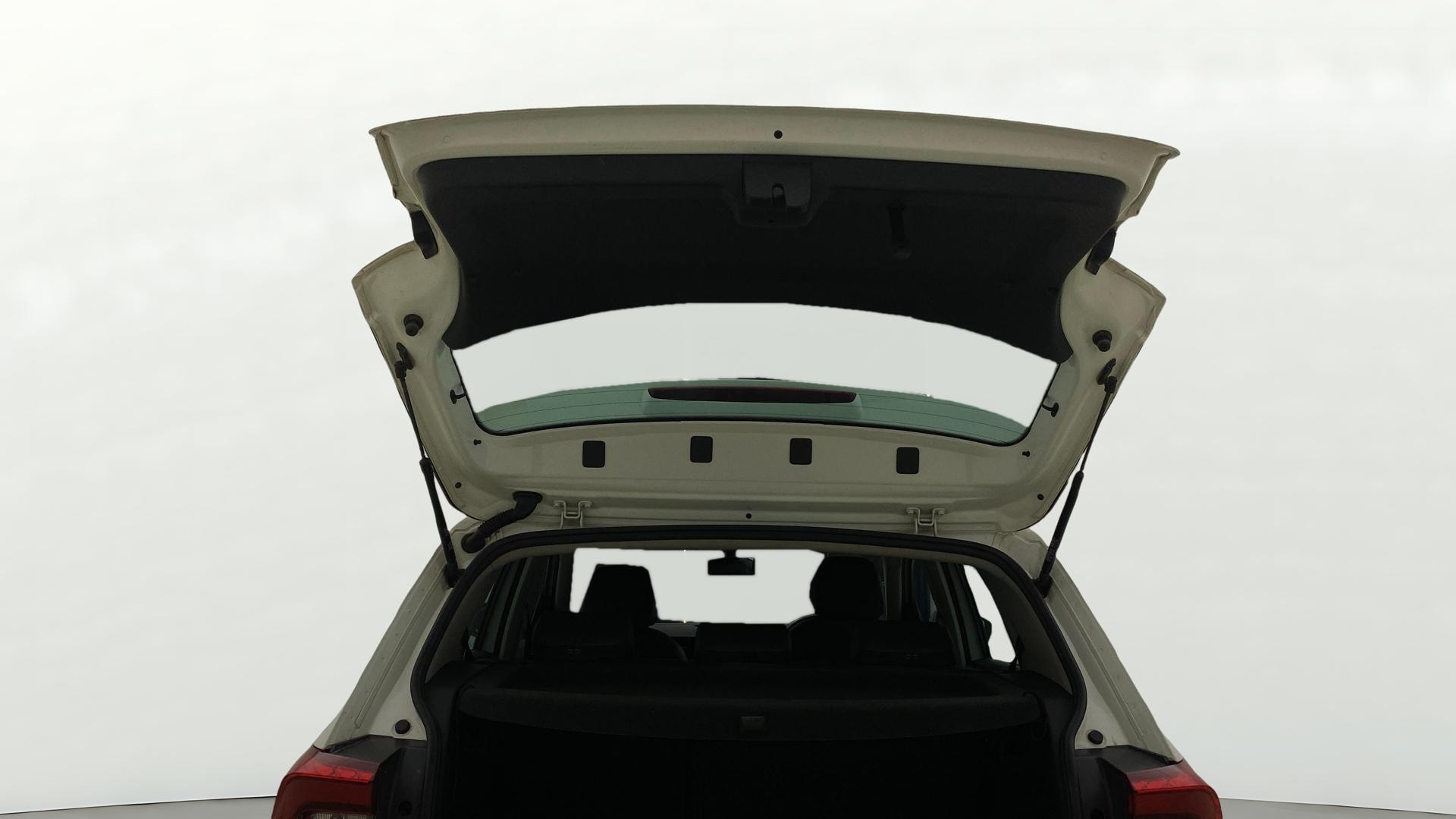View 2022 Skoda Kushaq Ambition 1.0 TSI MT Image 32 Used 2022 Skoda Kushaq Ambition 1.0 TSI MT Image 32