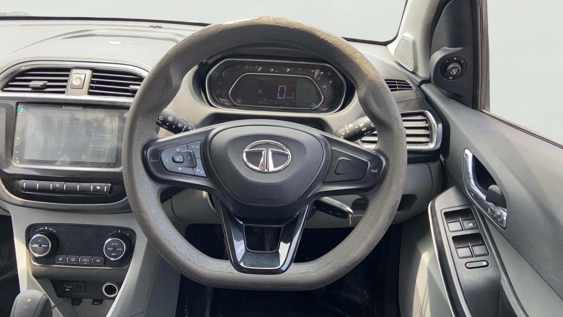 View 2021 Tata Tiago Revotorq XB Image 20 Used 2021 Tata Tiago Revotorq XB Image 20