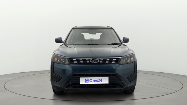 View Mahindra XUV300 Image 1 Used Mahindra XUV300 Image 1