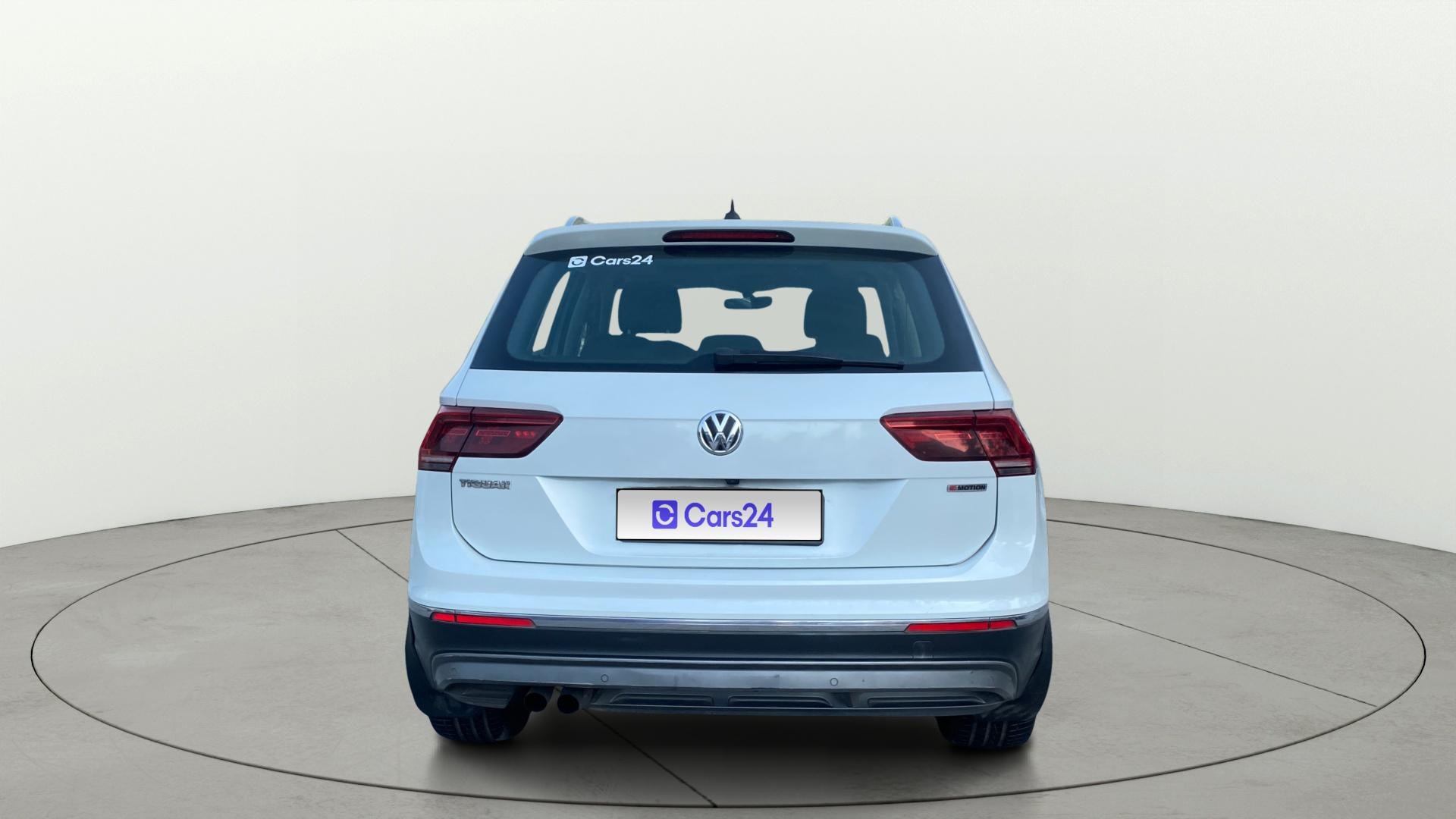 View 2018 Volkswagen Tiguan DSG 4MOTION Comfortline Image 44 Used 2018 Volkswagen Tiguan DSG 4MOTION Comfortline Image 44