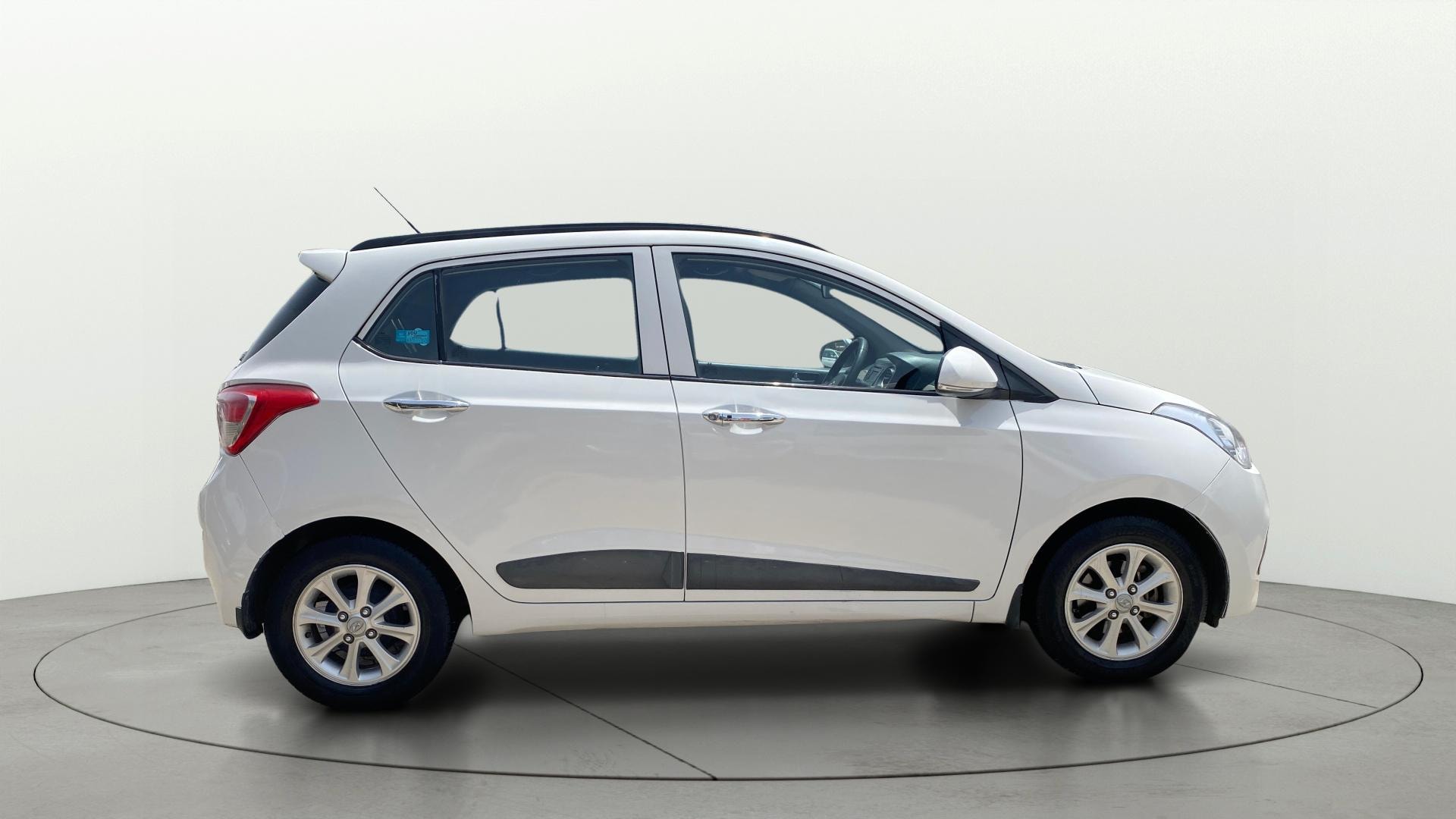 View 2016 Hyundai Grand i10 Asta AT 1.2 Kappa VTVT Image 8 Used 2016 Hyundai Grand i10 Asta AT 1.2 Kappa VTVT Image 8