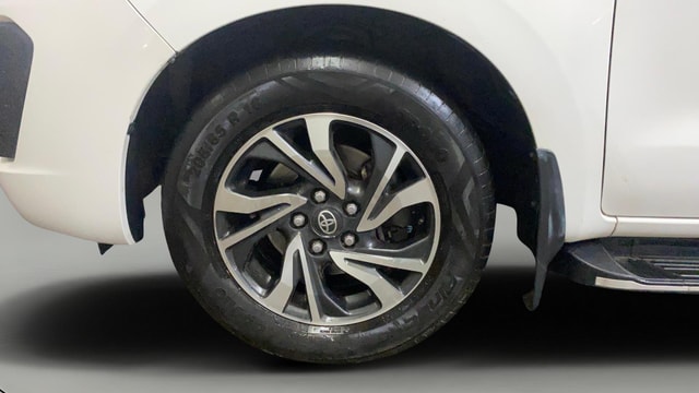 View Toyota Innova Crysta Image 36 Used Toyota Innova Crysta Image 36
