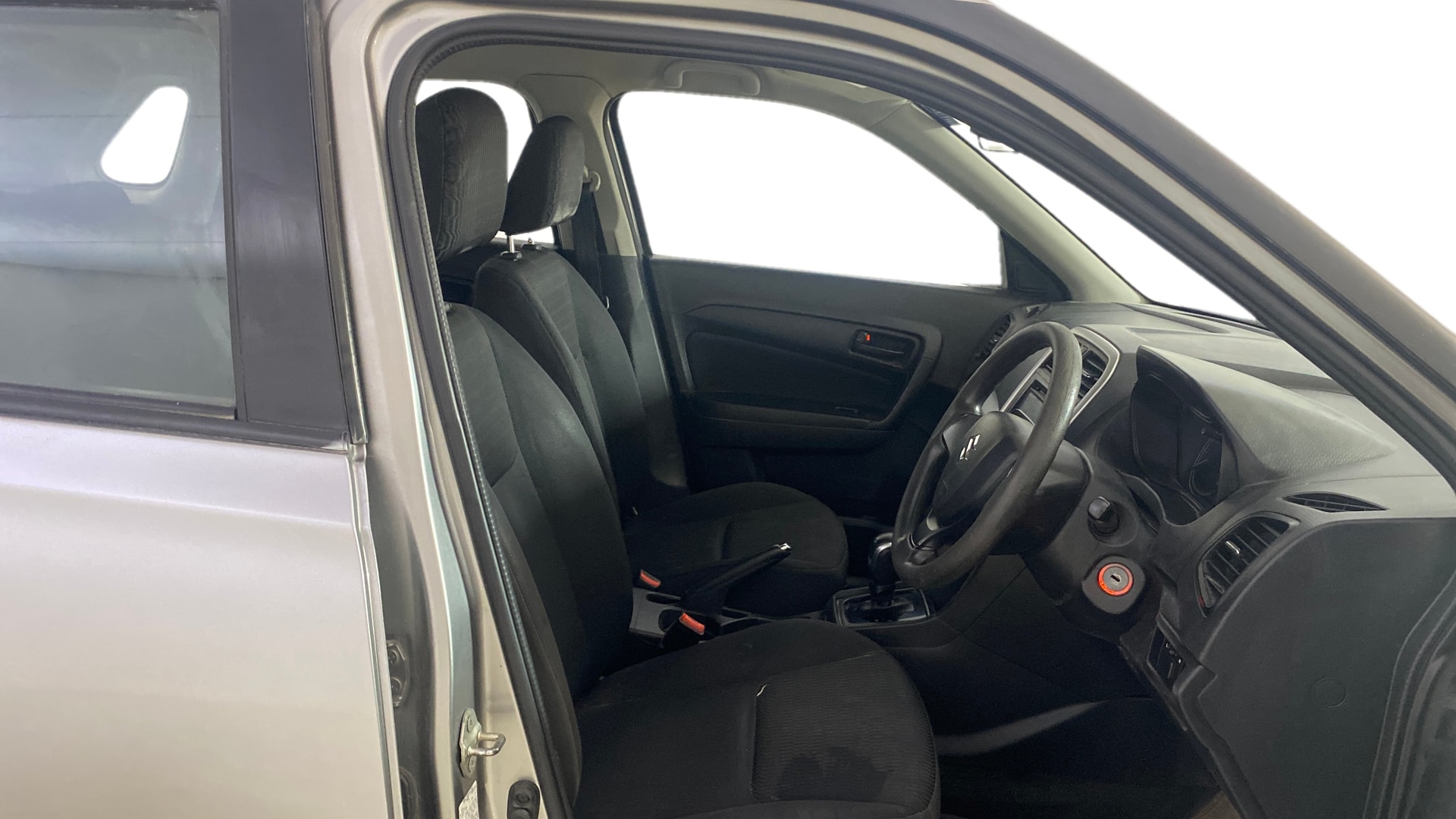View 2019 Maruti Suzuki 1000 Base Variant Image 25 Used 2019 Maruti Suzuki 1000 Base Variant Image 25