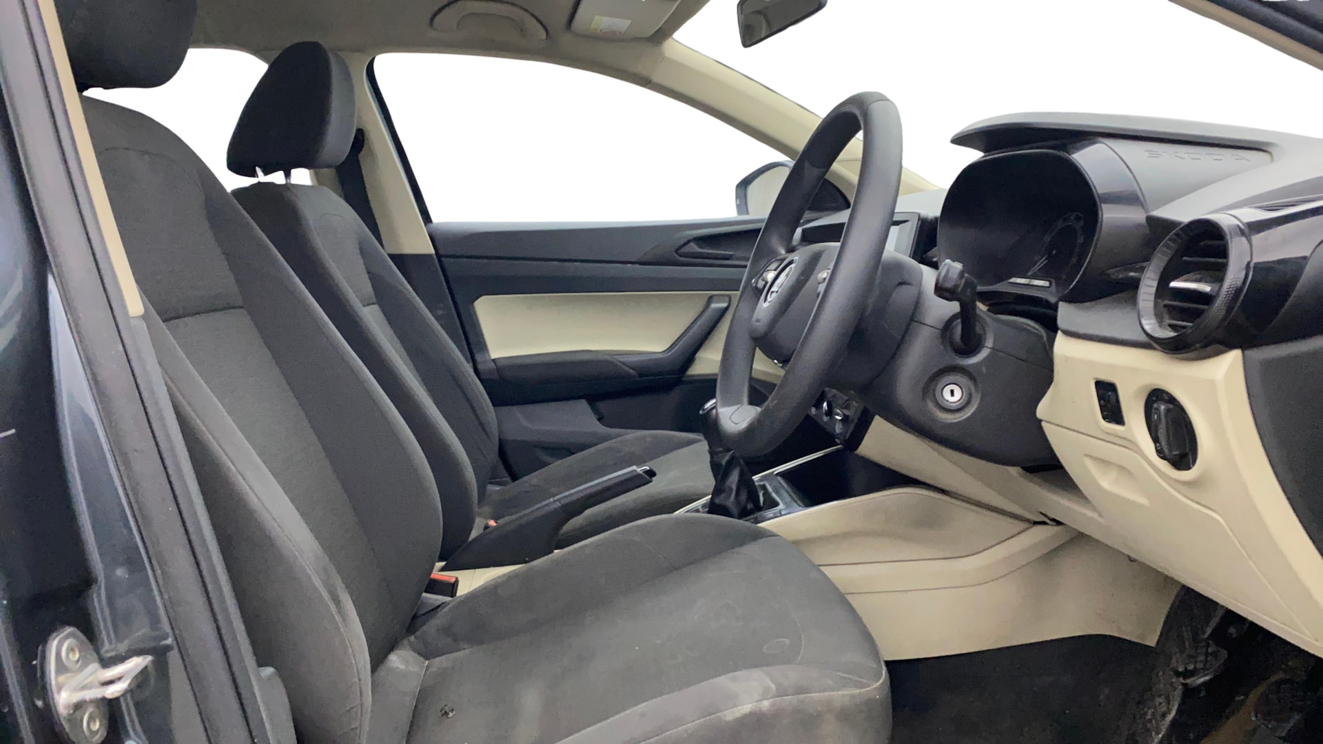 View 2022 Skoda Slavia Active 1.0 TSI MT Image 25 Used 2022 Skoda Slavia Active 1.0 TSI MT Image 25