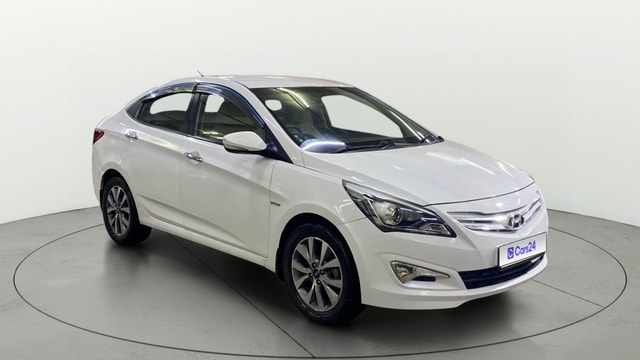View Hyundai Fluidic Verna Image 22 Used Hyundai Fluidic Verna Image 22