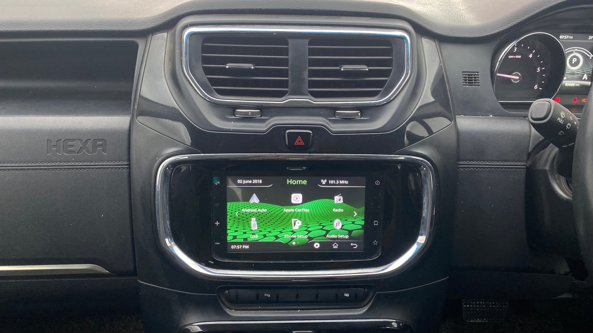 View 2019 Tata Hexa XTA 4X2 Image 19 Used 2019 Tata Hexa XTA 4X2 Image 19