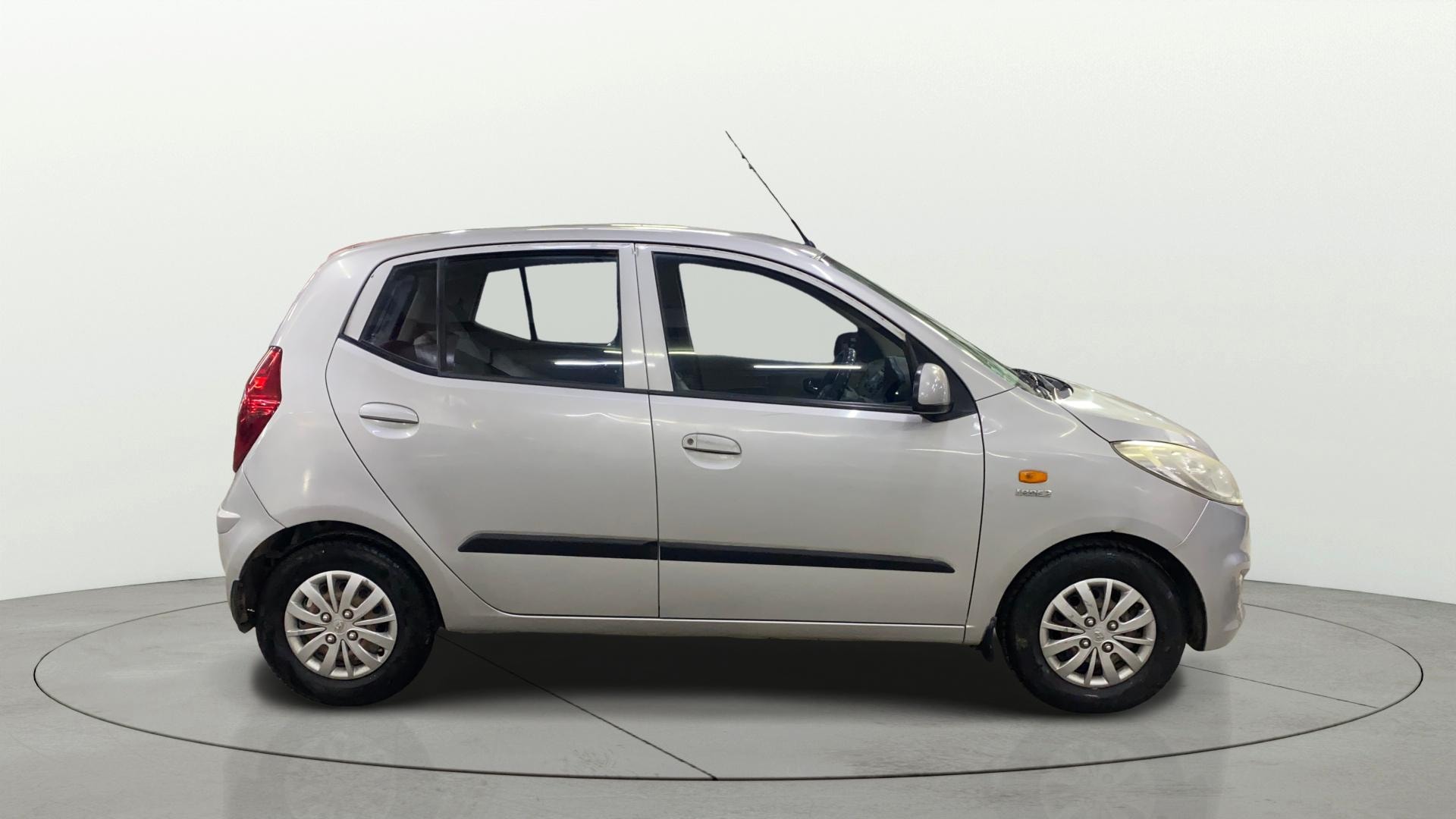 View 2016 Hyundai i10 1.2 Asta MT Image 8 Used 2016 Hyundai i10 1.2 Asta MT Image 8