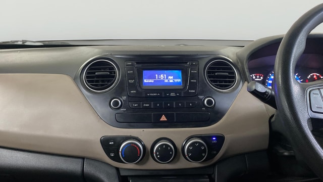 View Hyundai Xcent Image 17 Used Hyundai Xcent Image 17