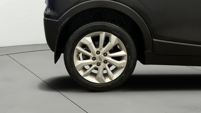 View Mahindra XUV300 Image 25 Used Mahindra XUV300 Image 25