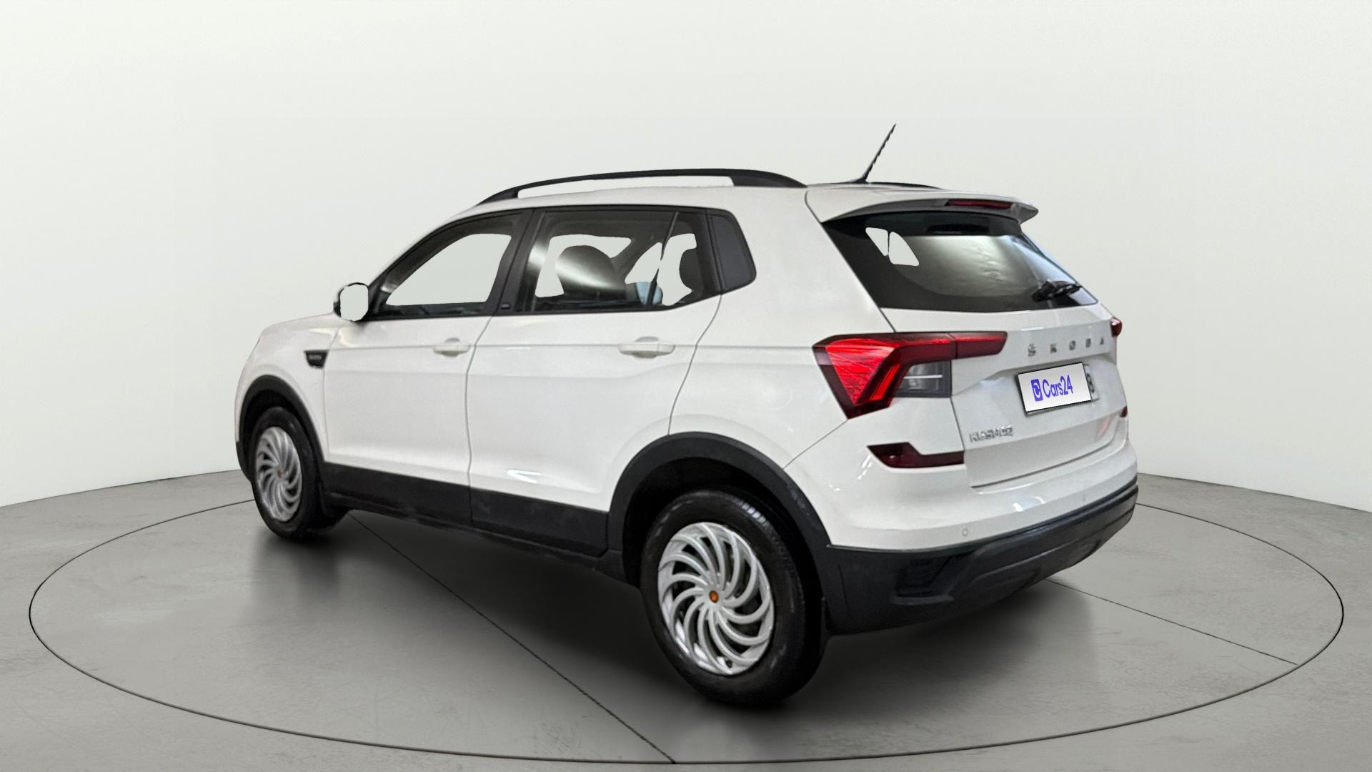 View 2023 Skoda Kushaq Active 1.0 TSI MT Image 2 Used 2023 Skoda Kushaq Active 1.0 TSI MT Image 2
