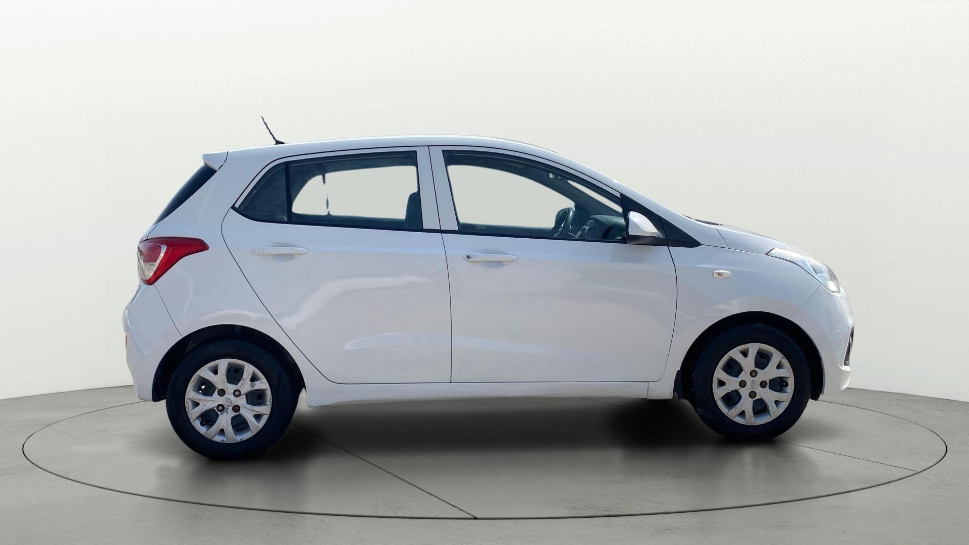 Used 2014 Hyundai Grand i10 Used 2014 Hyundai Grand i10