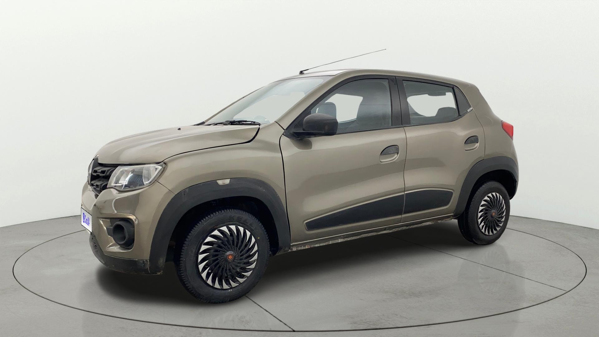 View 2018 Renault Kwid RXL Image 35 Used 2018 Renault Kwid RXL Image 35