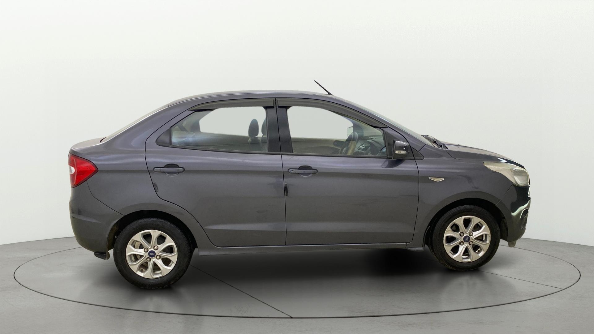 View 2016 Ford Figo Aspire 1.2P Ambiente MT BS IV Image 8 Used 2016 Ford Figo Aspire 1.2P Ambiente MT BS IV Image 8