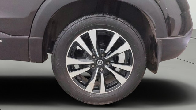 View Nissan Kicks Image 11 Used Nissan Kicks Image 11