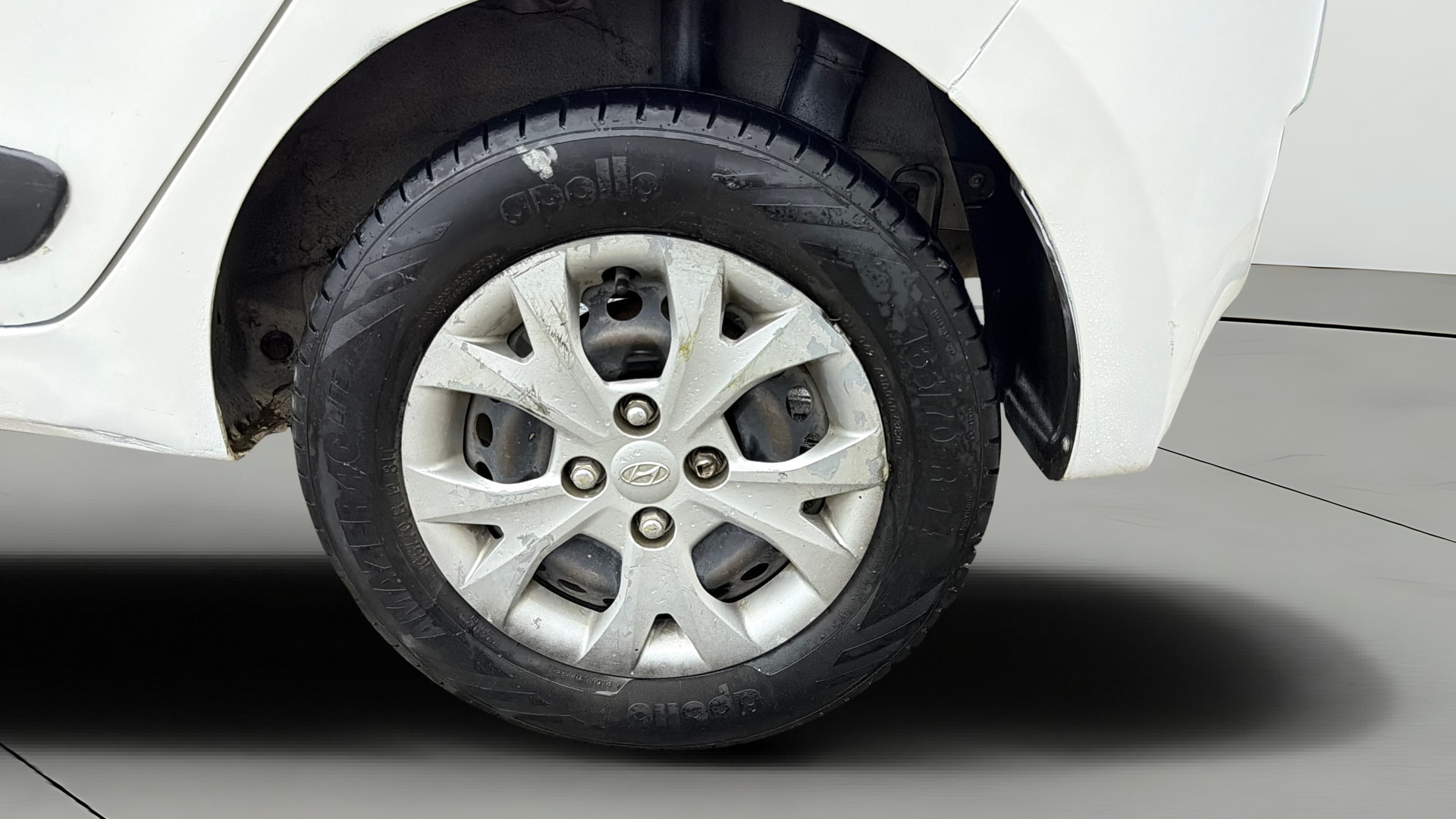 View 2016 Hyundai Grand i10 Sportz 1.2 Kappa Image 11 Used 2016 Hyundai Grand i10 Sportz 1.2 Kappa Image 11