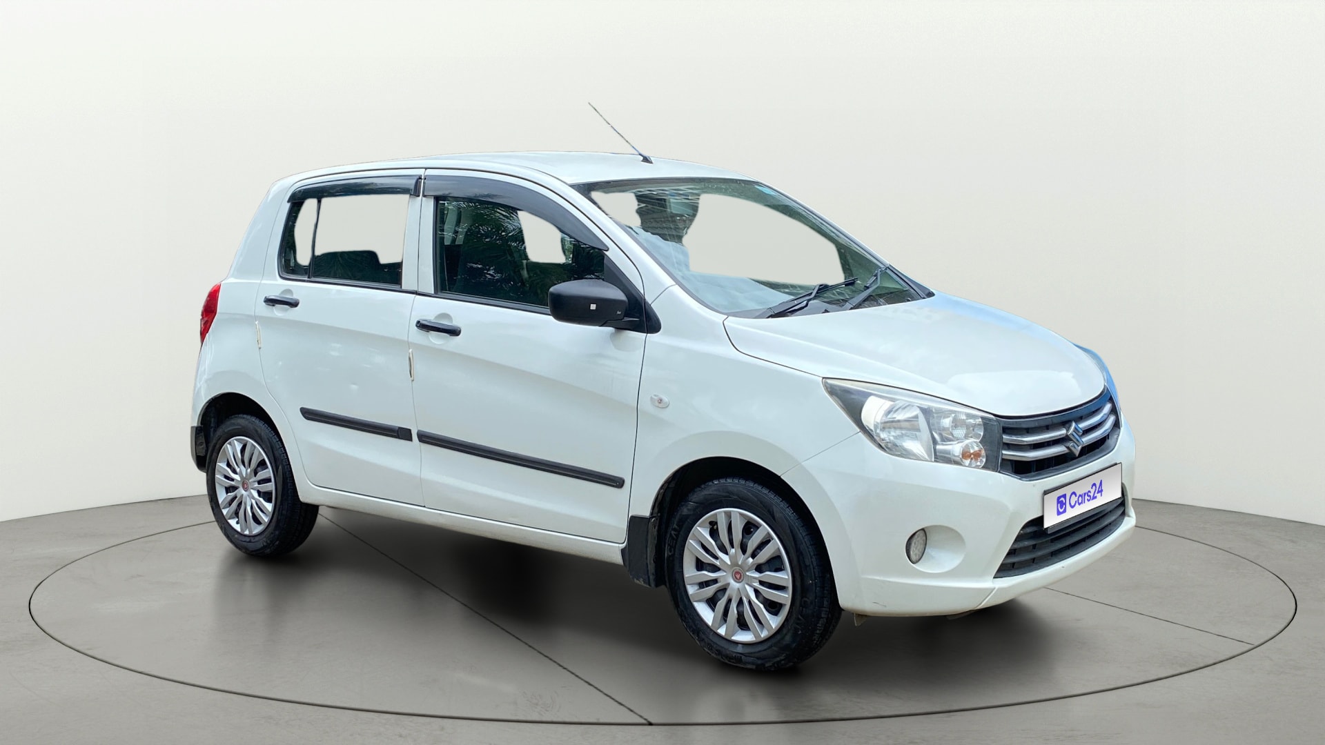 View 2017 Maruti Suzuki 1000 Base Variant Image 22 Used 2017 Maruti Suzuki 1000 Base Variant Image 22