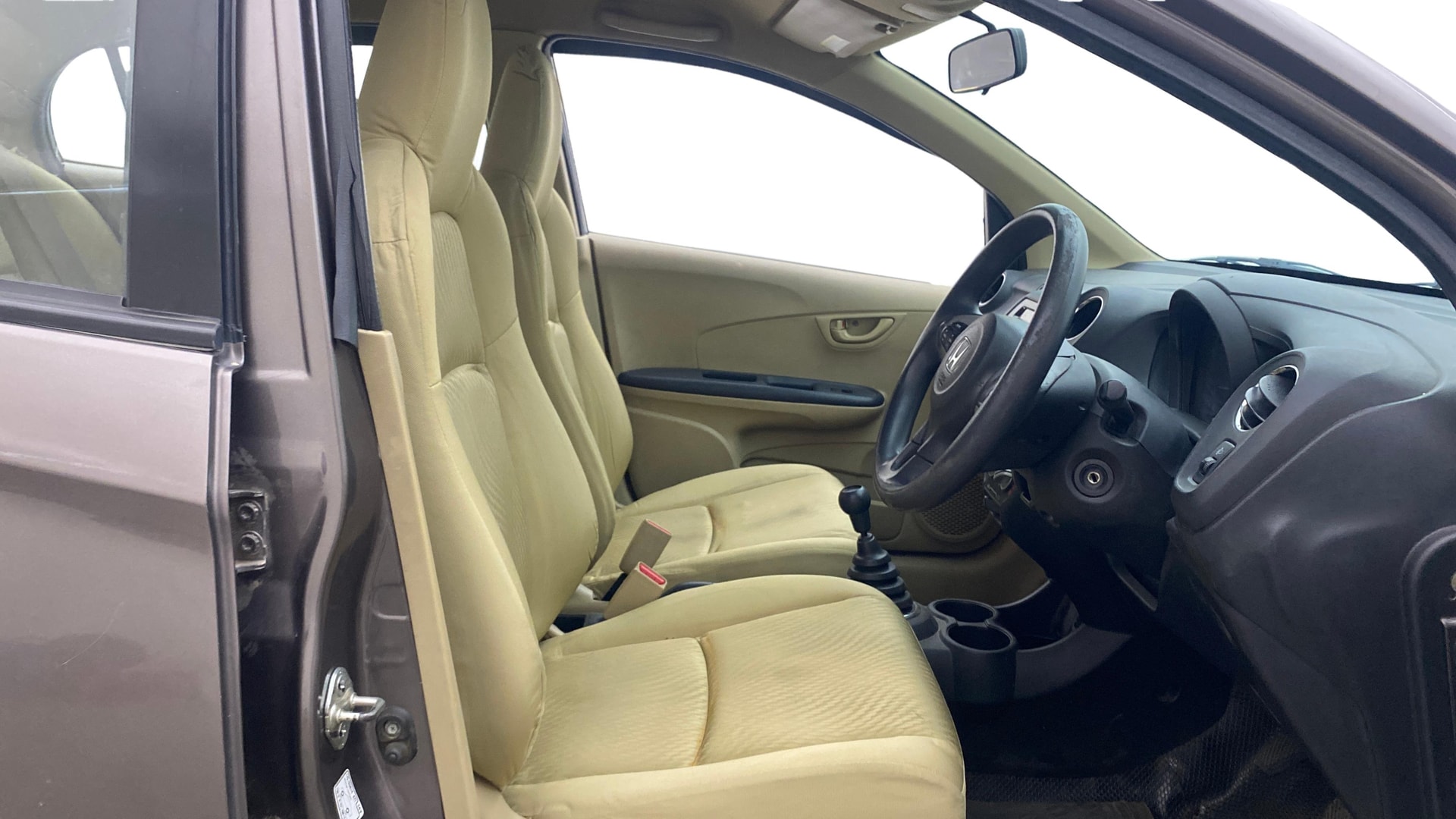View 2015 Honda Amaze E MT Petrol BS IV Image 25 Used 2015 Honda Amaze E MT Petrol BS IV Image 25
