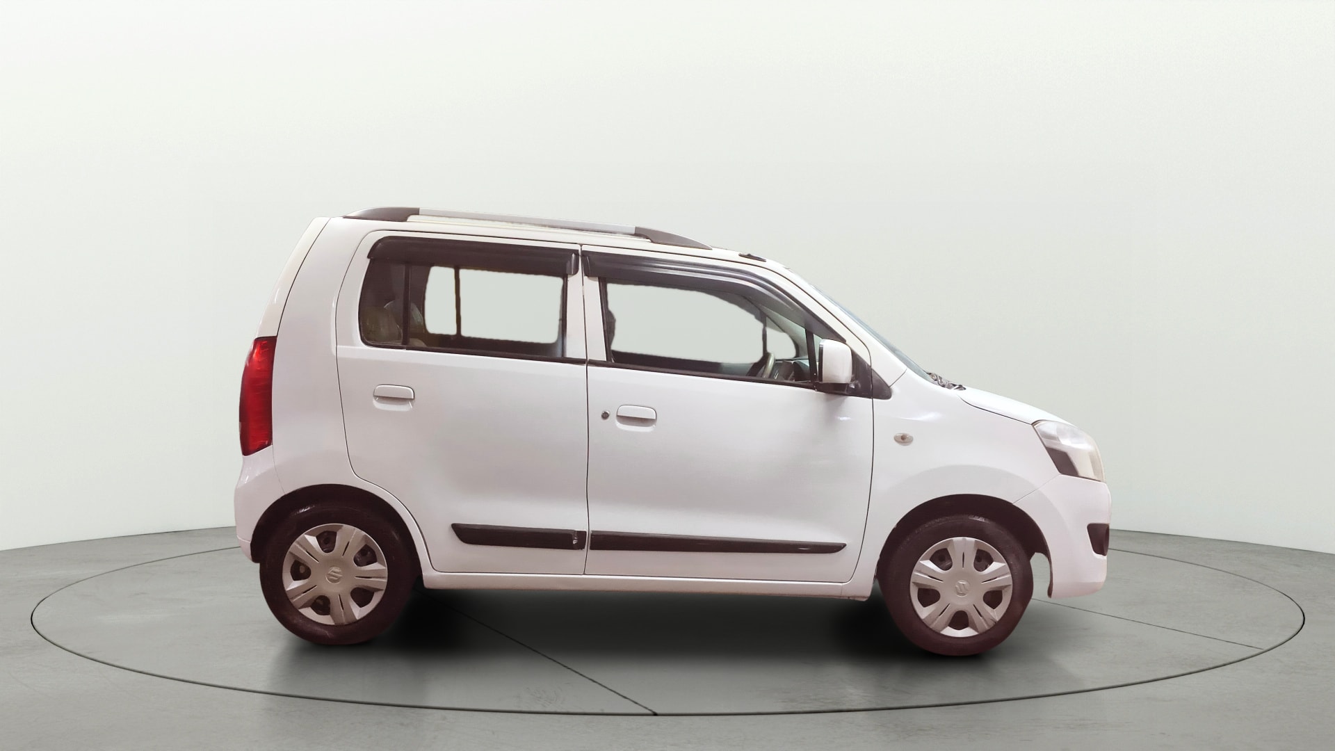 View 2018 Maruti Suzuki 1000 Base Variant Image 8 Used 2018 Maruti Suzuki 1000 Base Variant Image 8