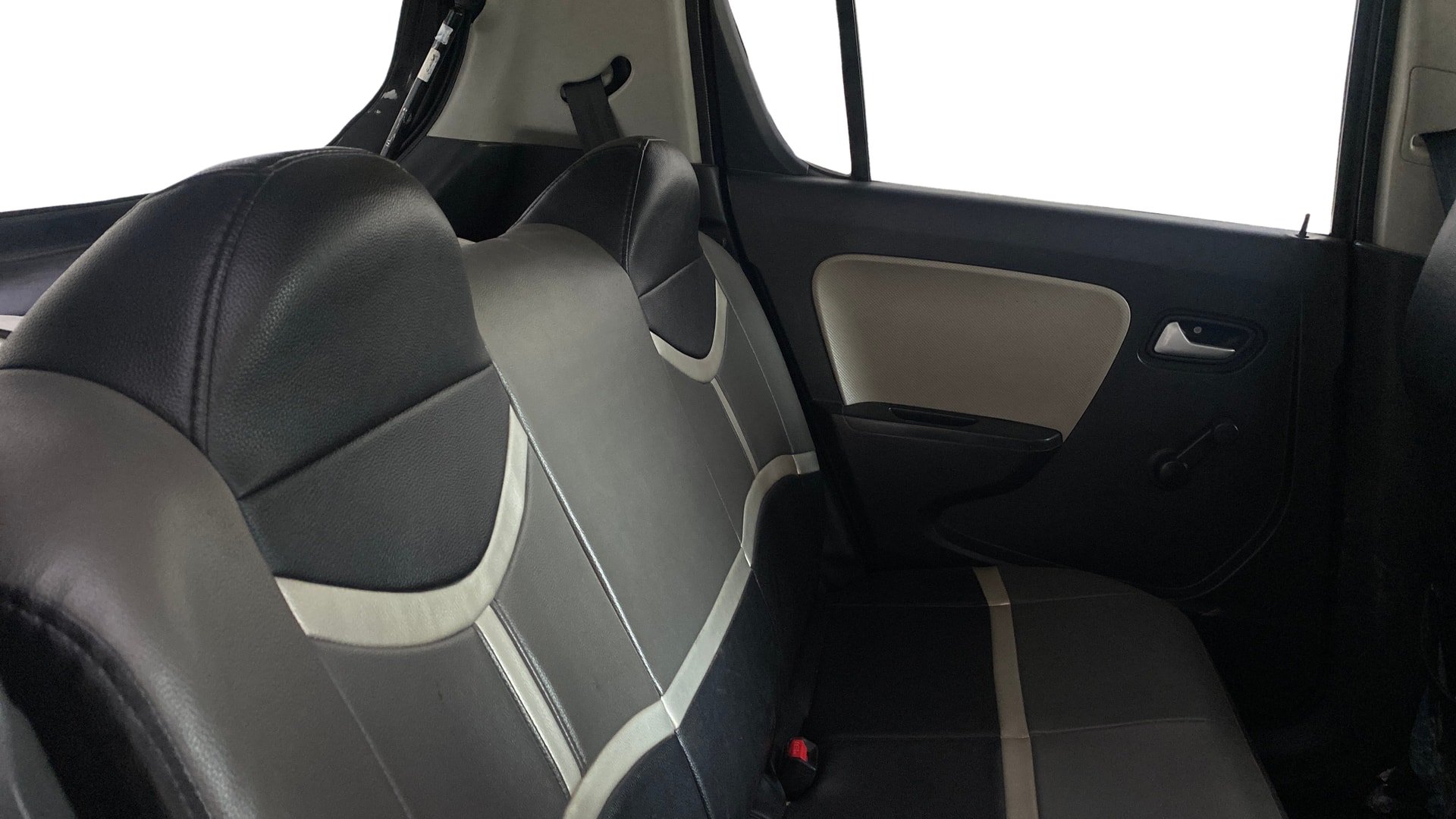 View 2022 Maruti Suzuki 1000 Base Variant Image 28 Used 2022 Maruti Suzuki 1000 Base Variant Image 28