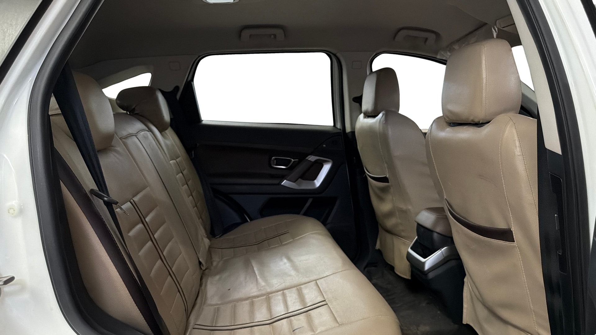 View 2019 Tata Harrier XE Image 30 Used 2019 Tata Harrier XE Image 30