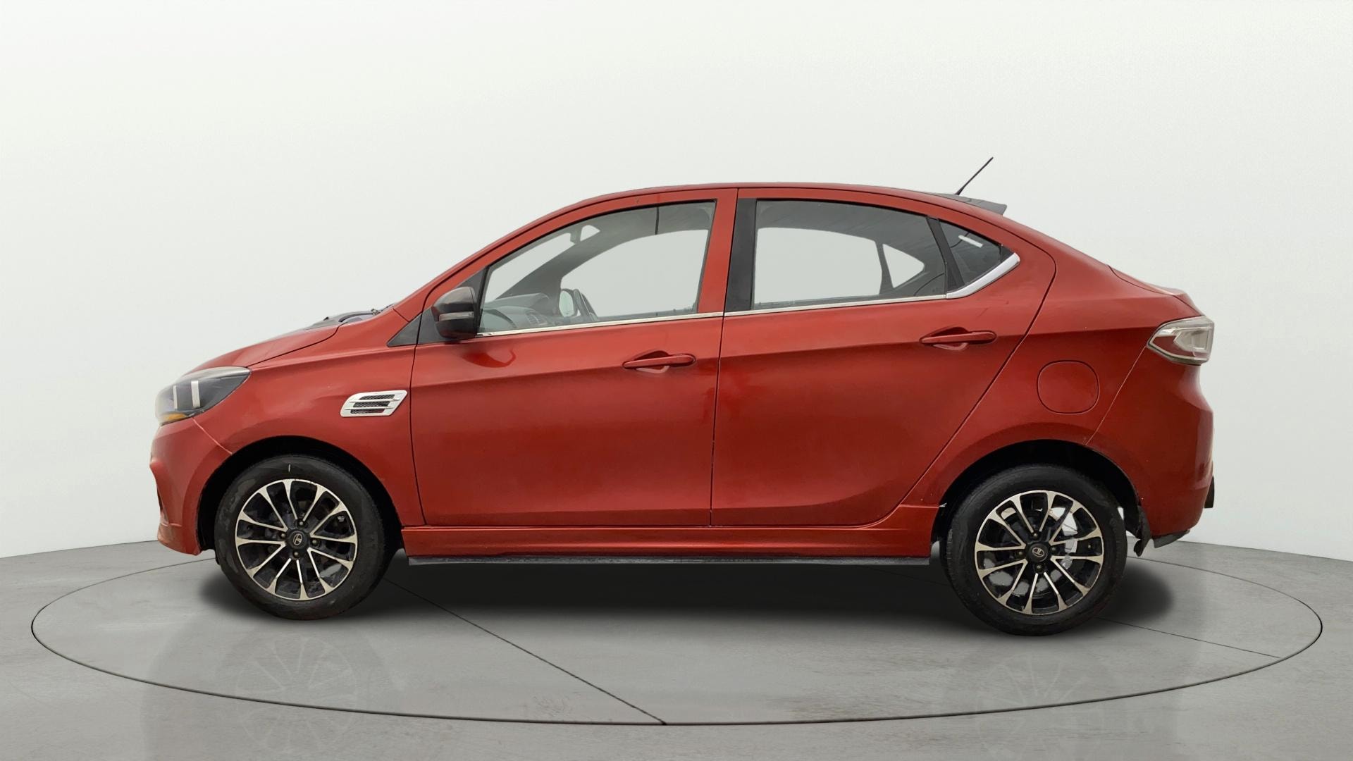 View 2019 Tata Tigor JTP 1.2 Petrol Image 5 Used 2019 Tata Tigor JTP 1.2 Petrol Image 5