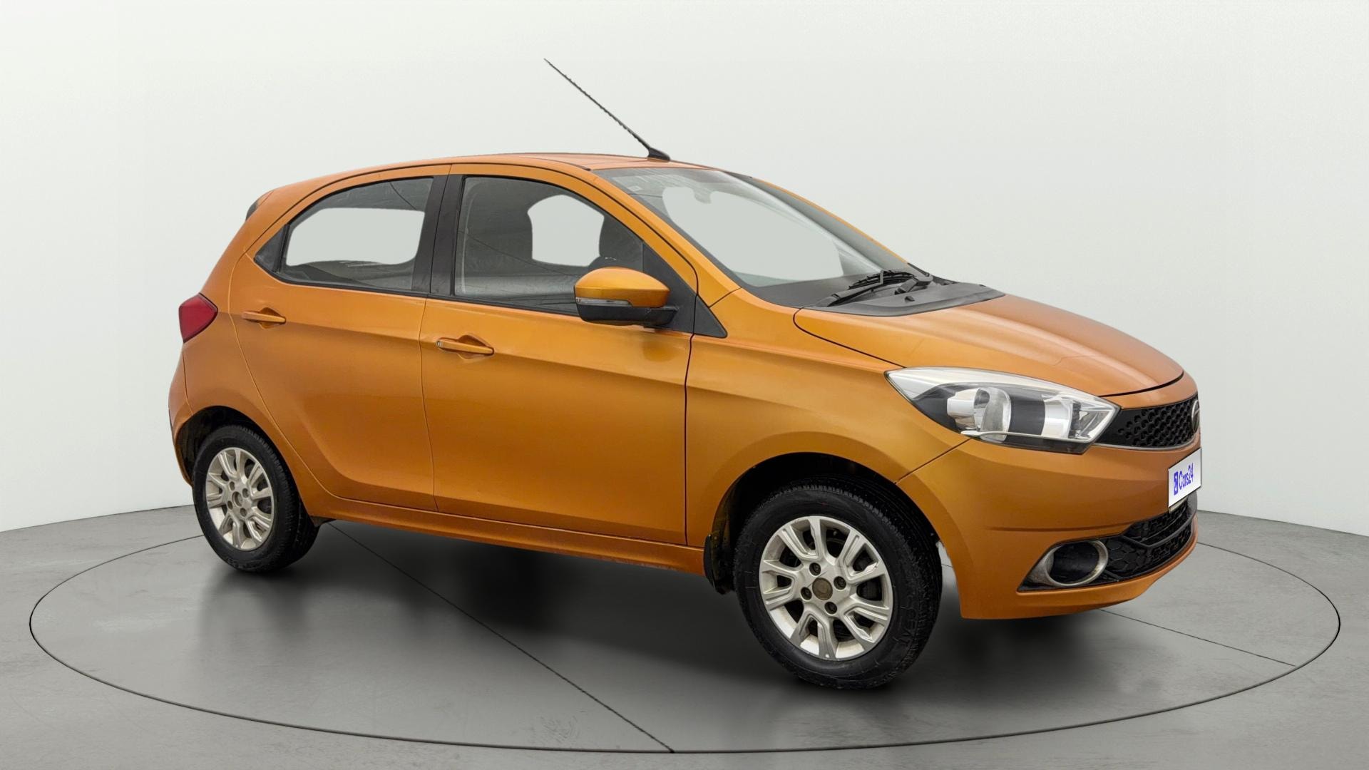 View 2018 Tata Tiago Revotorq XB Image 21 Used 2018 Tata Tiago Revotorq XB Image 21