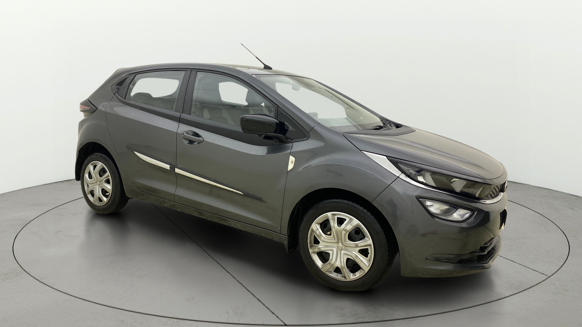View 2022 Tata Altroz XT Petrol Image 38 Used 2022 Tata Altroz XT Petrol Image 38