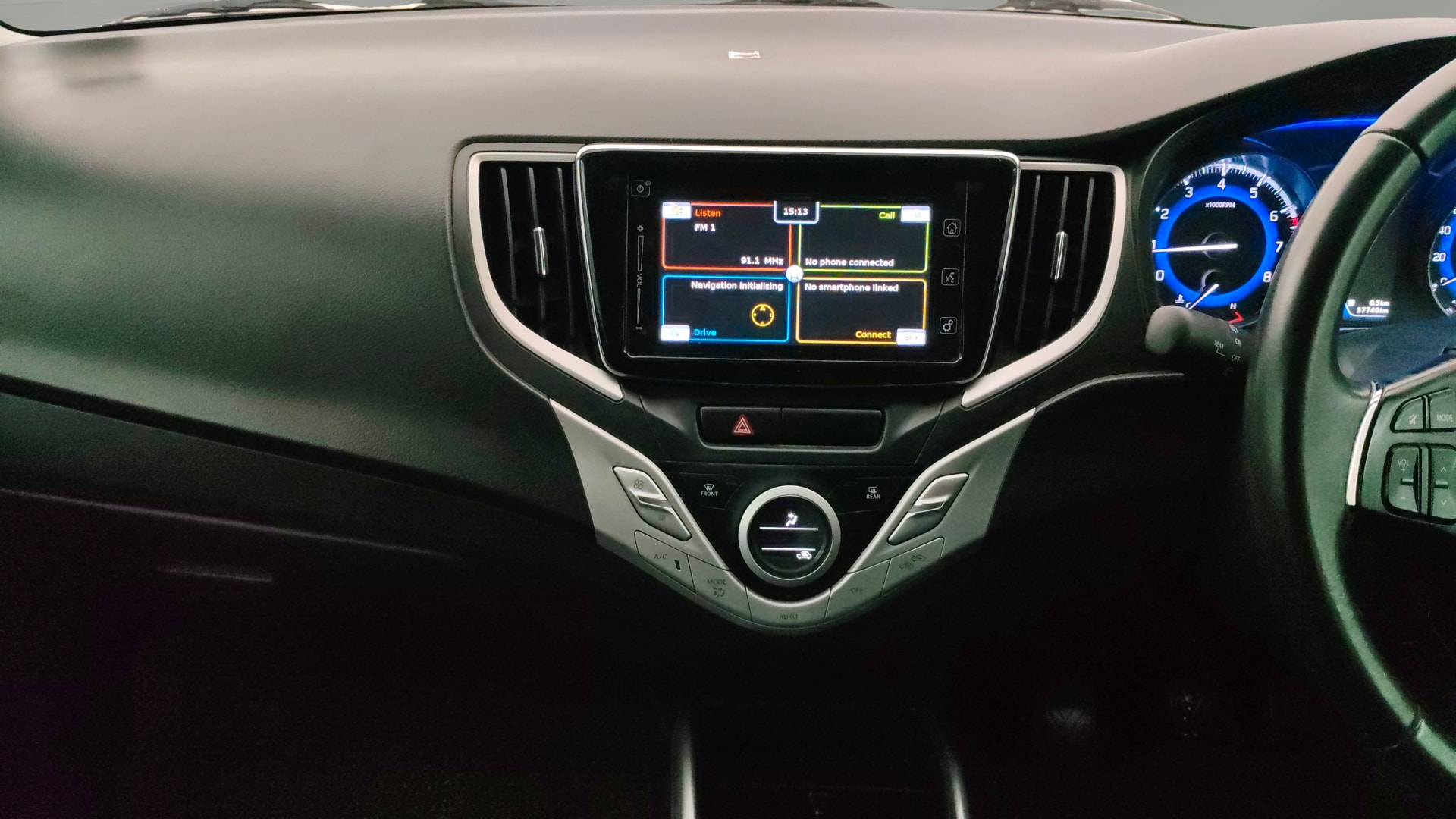 View 2017 Maruti Suzuki 1000 Base Variant Image 17 Used 2017 Maruti Suzuki 1000 Base Variant Image 17